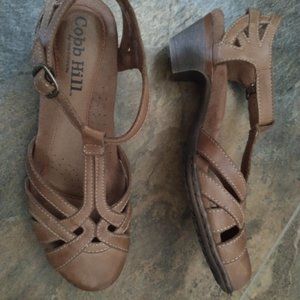 Cobb Hill tan sandals 7.5 N